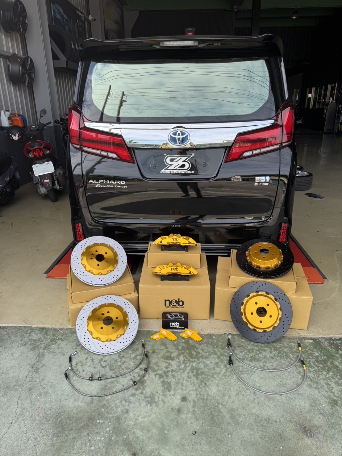 Big Brake Kit Upgrade Case: TOYOTA Alphard (AH30)